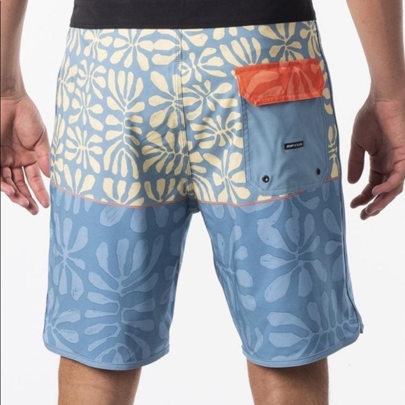 RIP CURL- MIRAGE SALT WATER BOARD SHORTS - Picture 6 of 14